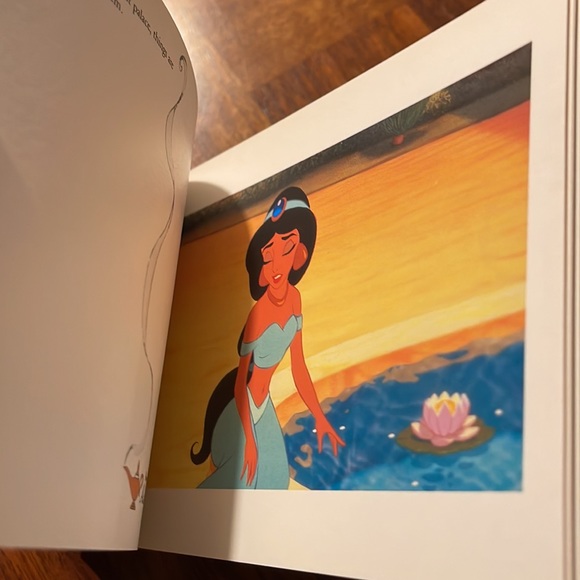 NEVER USED DISNEY'S ALADDIN POSTCARD SET - 30 MEMORABLE SCENES! - Picture 3 of 5